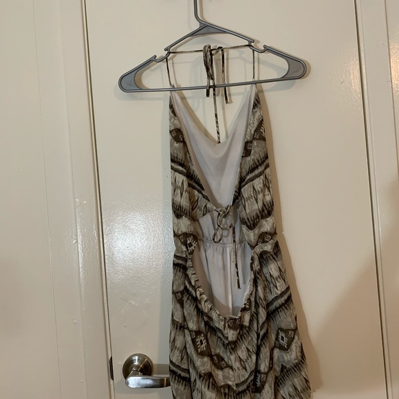 Romper - Picture 2 of 3